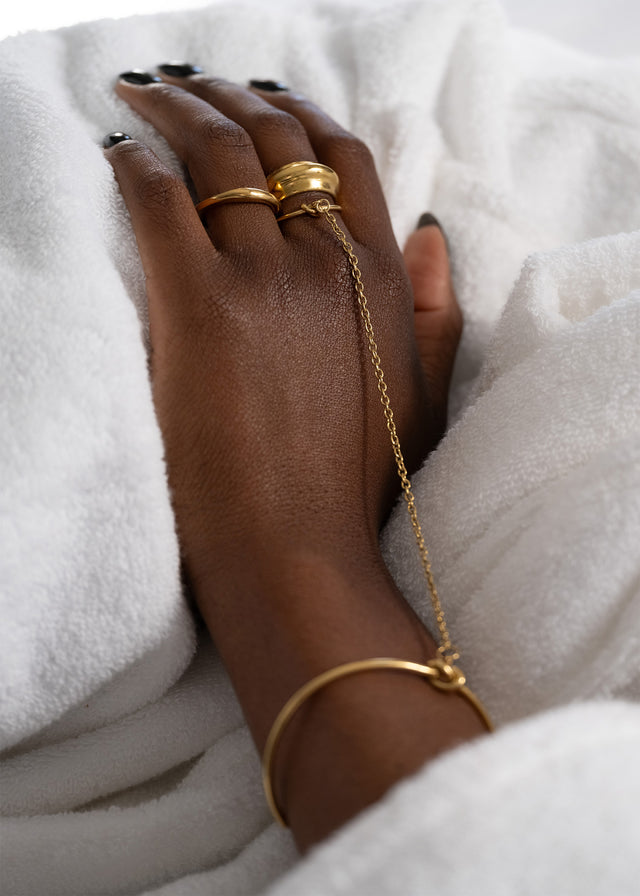 Spica Hand Chain
