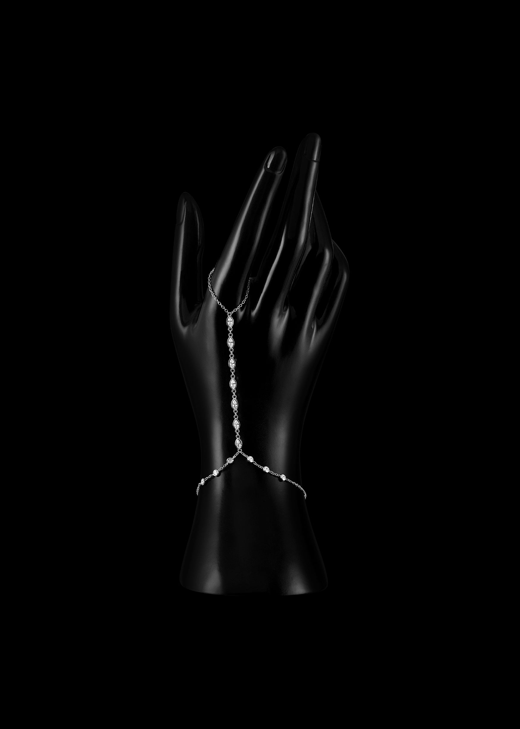 Electra Hand Chain