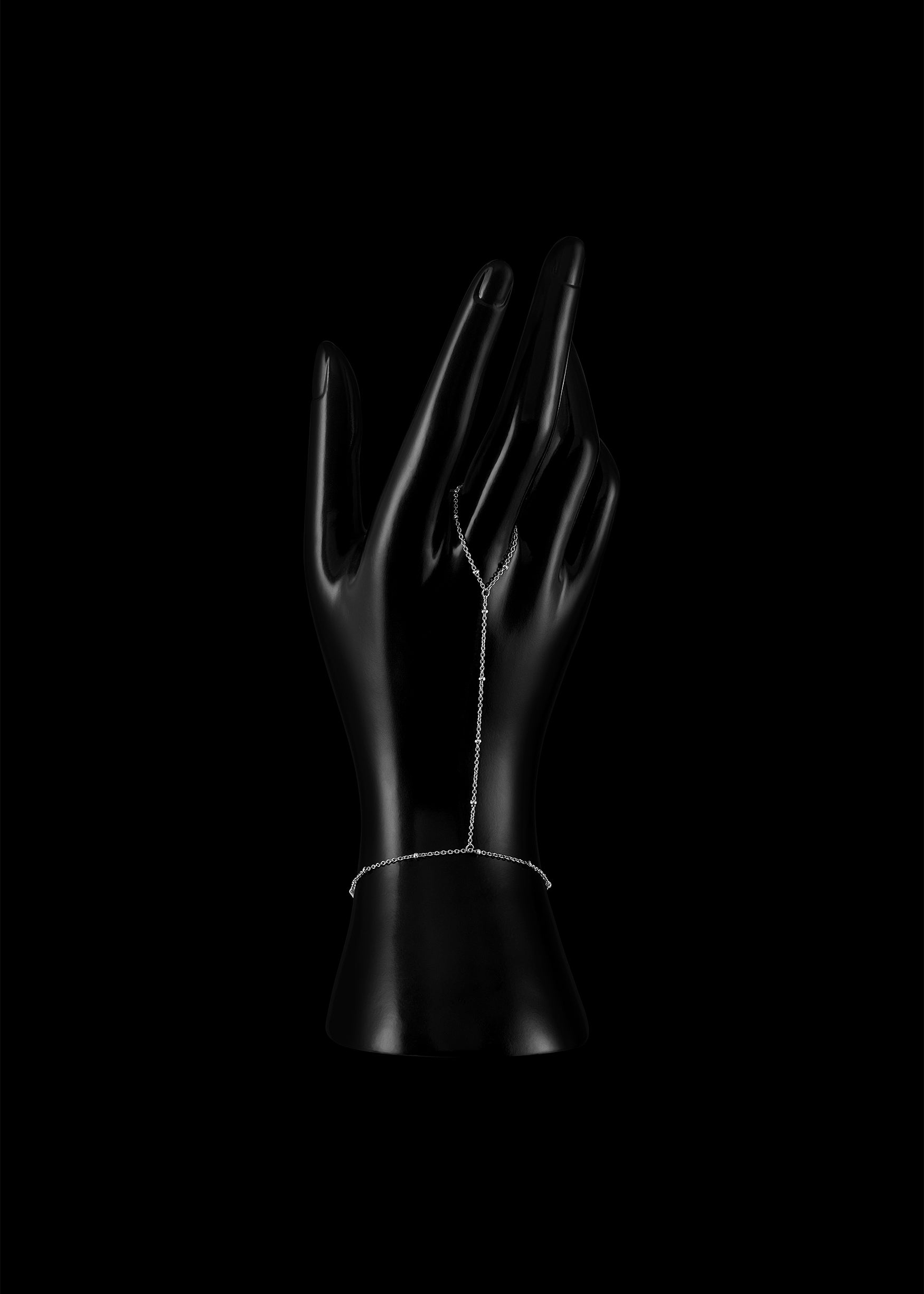 Maia Hand Chain